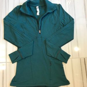 Lululemon 1/2 zip pullover